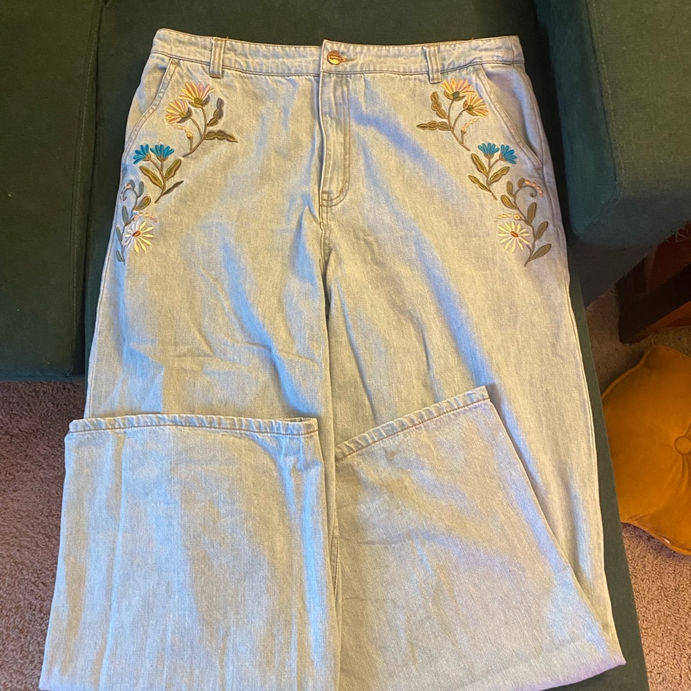 Embroidered wide leg pants